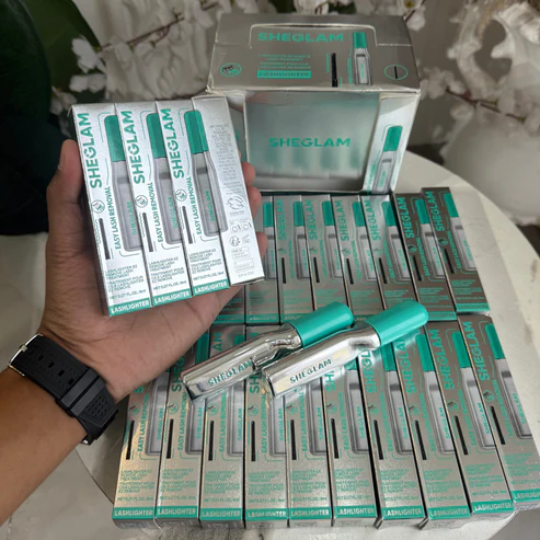 SHEGLAM Easy Lash Remover Gentle Mascara Remover for Healthy Lashes 8ml