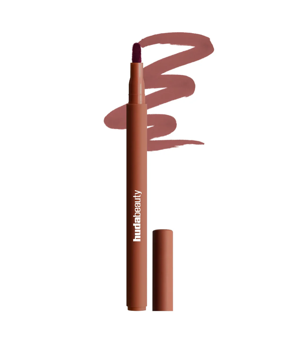 Huda Beauty Lip Contour